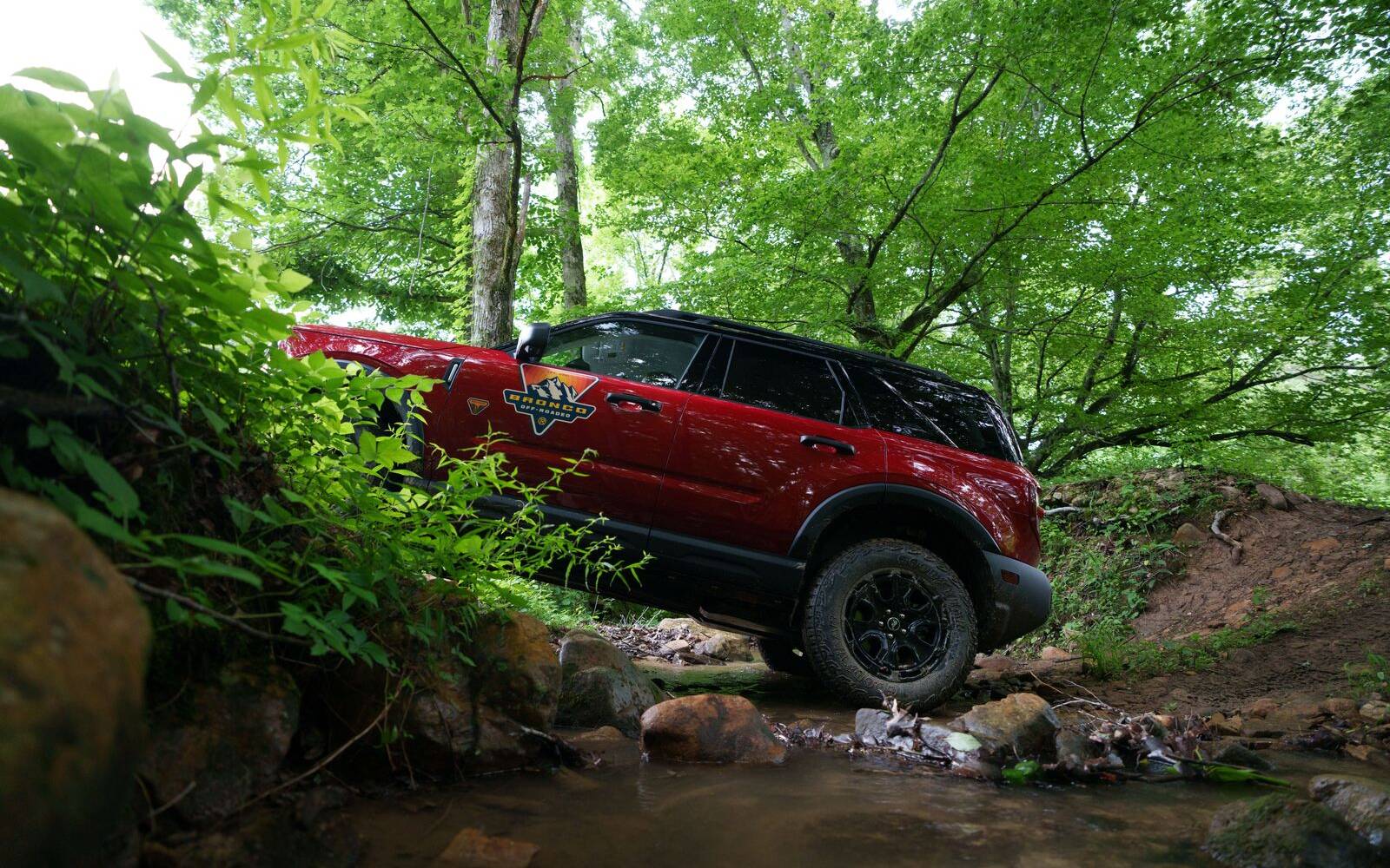 <p>2025 Ford Bronco Sport Sasquatch</p>