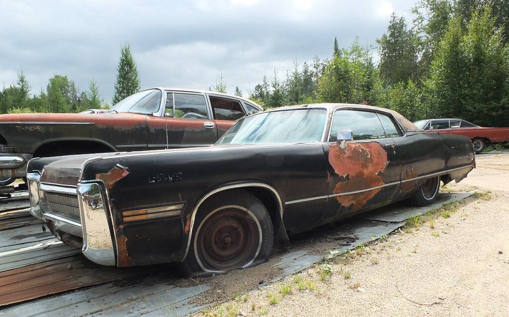 <p>Imperial LeBaron 1972</p>