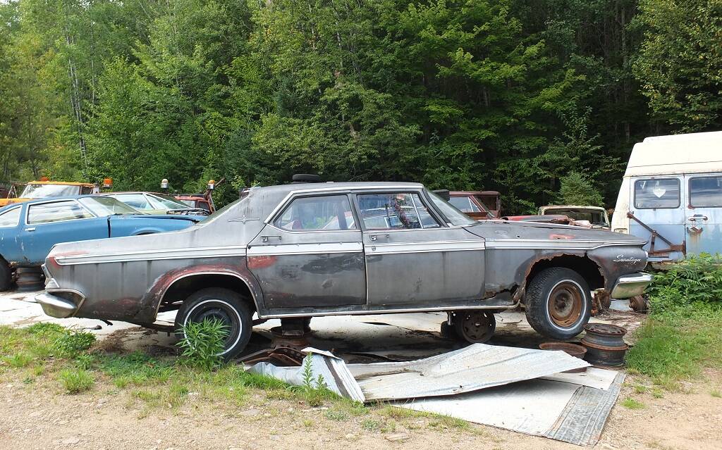 <p>Chrysler Saratoga 1964</p>