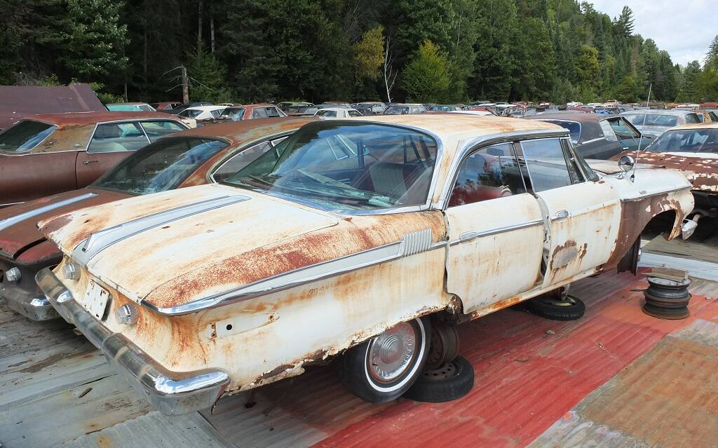 <p>Plymouth 1961</p>