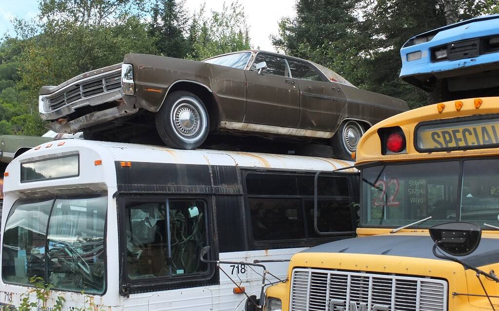 <p>Plymouth Fury 1971</p>