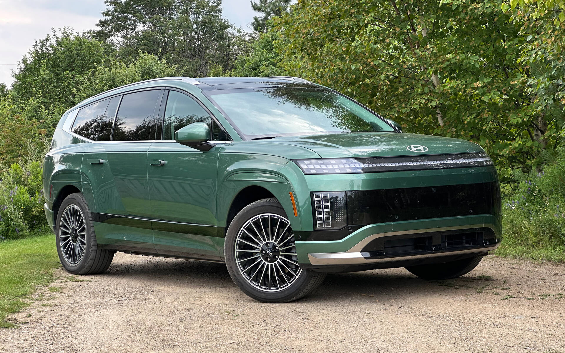 <p>Hyundai Ioniq 9 Preferred Calligraphy 2026</p>