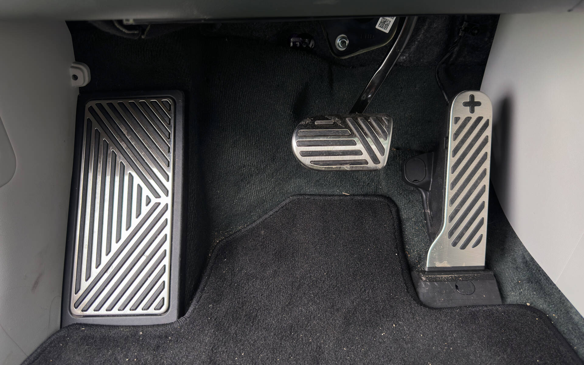 <p>Hyundai Ioniq 9 Preferred Calligraphy 2026</p>