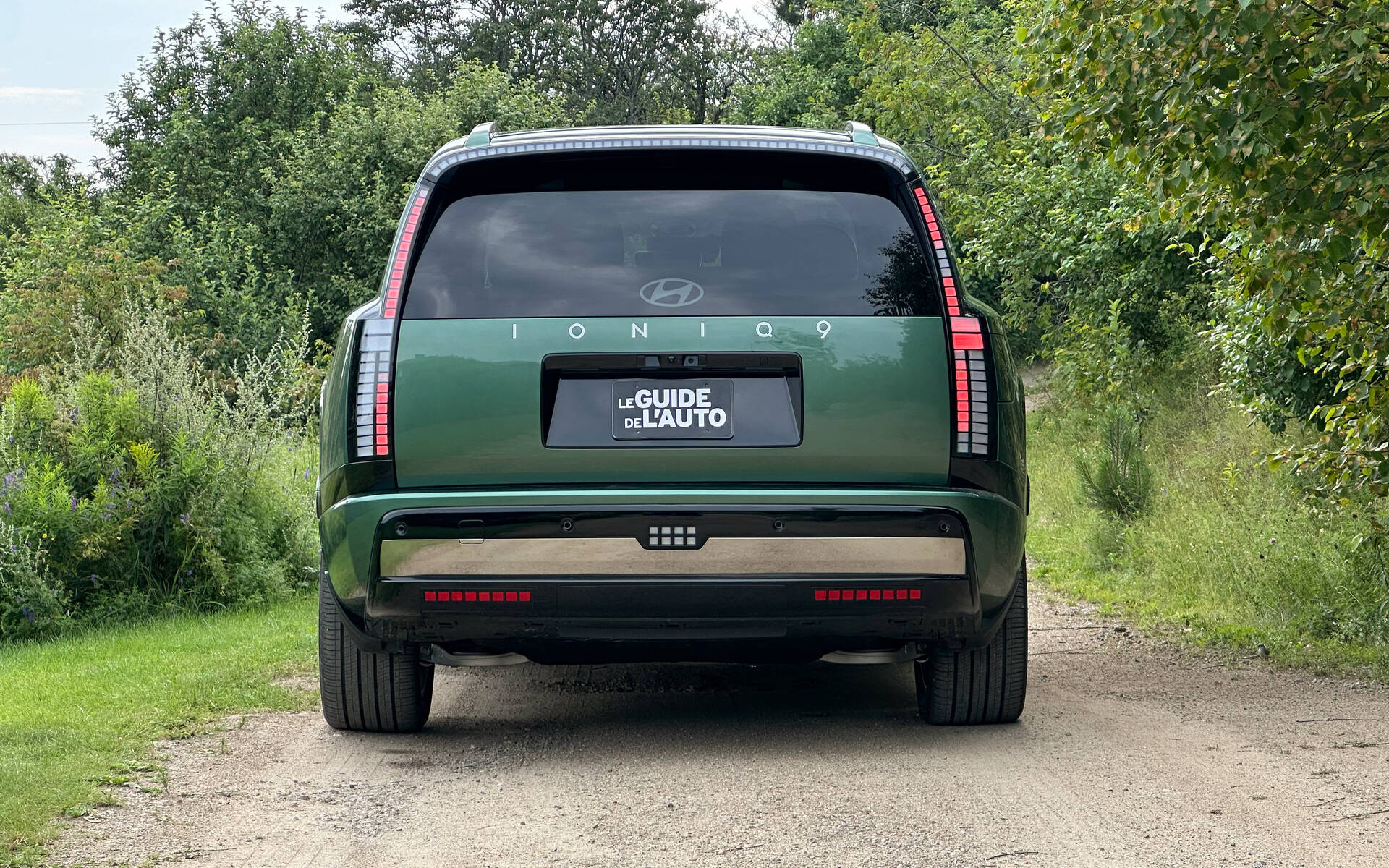 <p>Hyundai Ioniq 9 Preferred Calligraphy 2026</p>