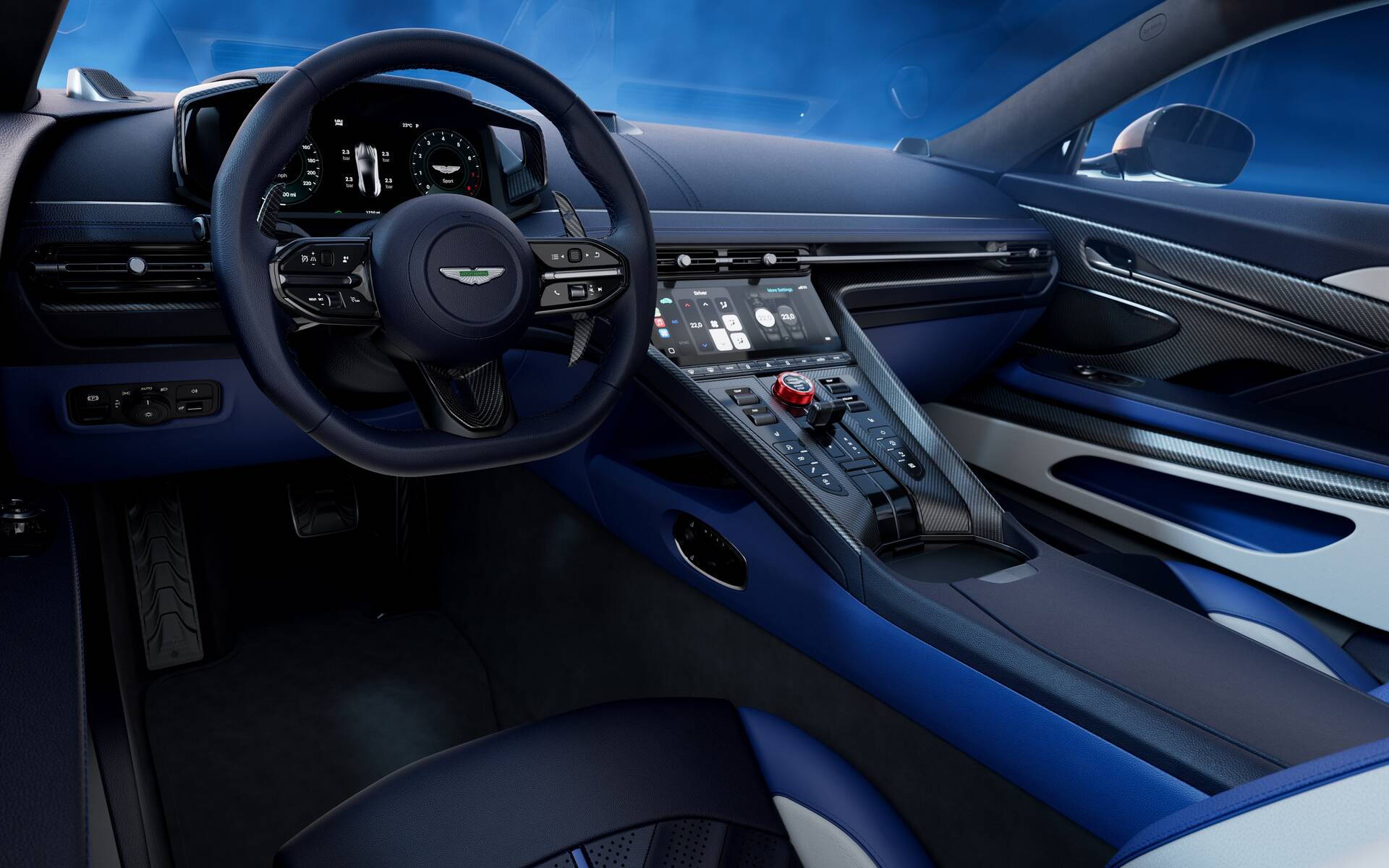 <p>Aston Martin DB12 S</p>