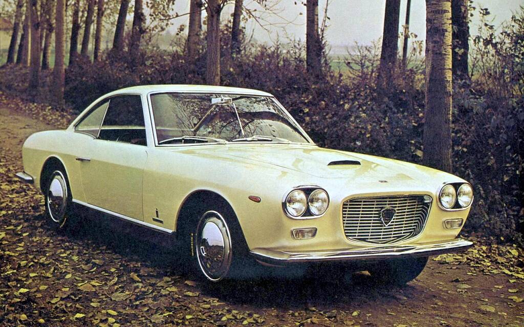 <p>Lancia Flaminia Speciale 3C 1963 (dessiné par Pininfarina)</p>