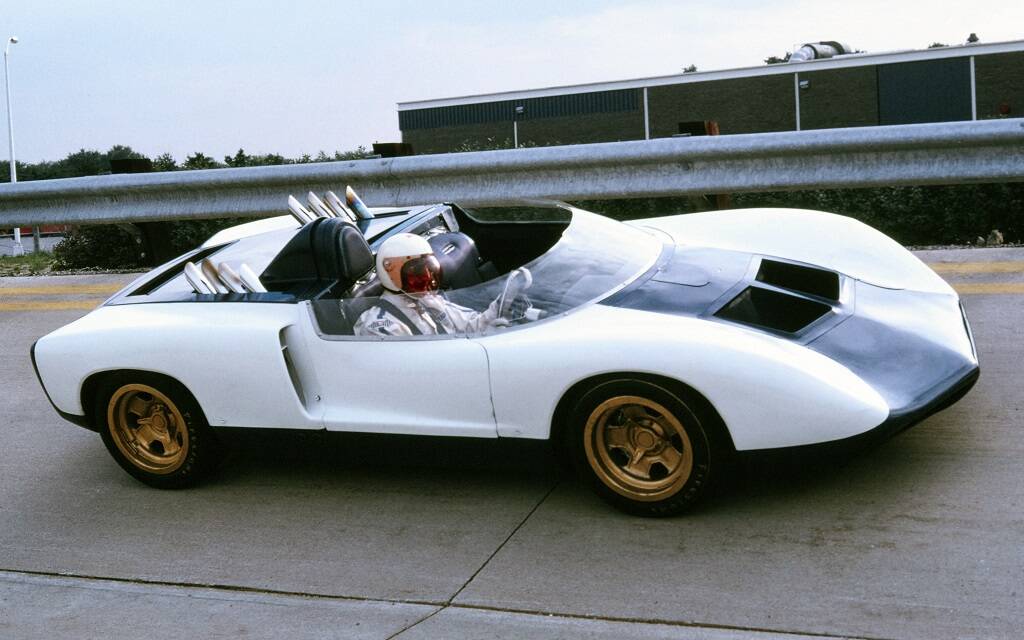 <p>Chevrolet CERV II 1964 (avec Zora Arkus-Duntov au volant)</p>