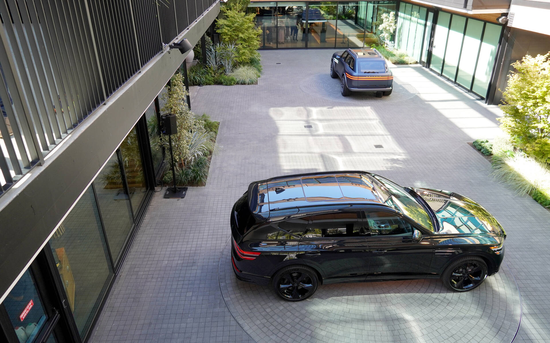 <p>Genesis Design California</p>