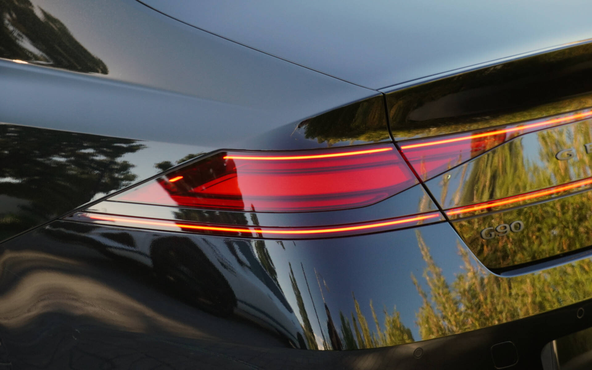 <p>Genesis G90 Noir Prestige 2026</p>