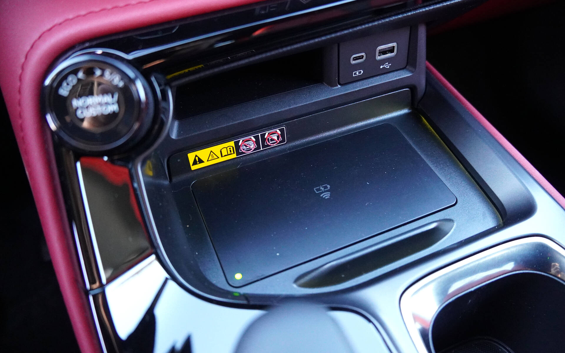 <p>Lexus NX 350h (avec l'ensemble F Sport 3) 2026</p>