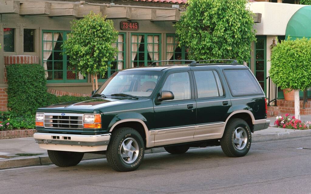 <p>Ford Explorer Eddie Bauer 1991</p>