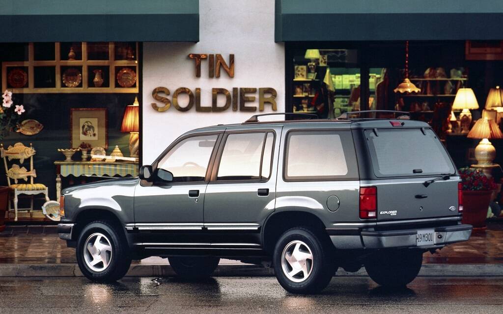 <p>Ford Explorer 1992</p>