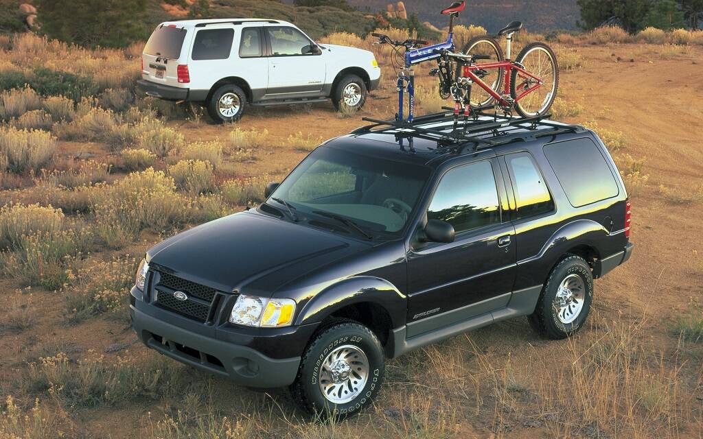 <p>Ford Explorer Sport 2001</p>