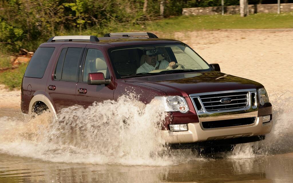 <p>Ford Explorer 2006</p>