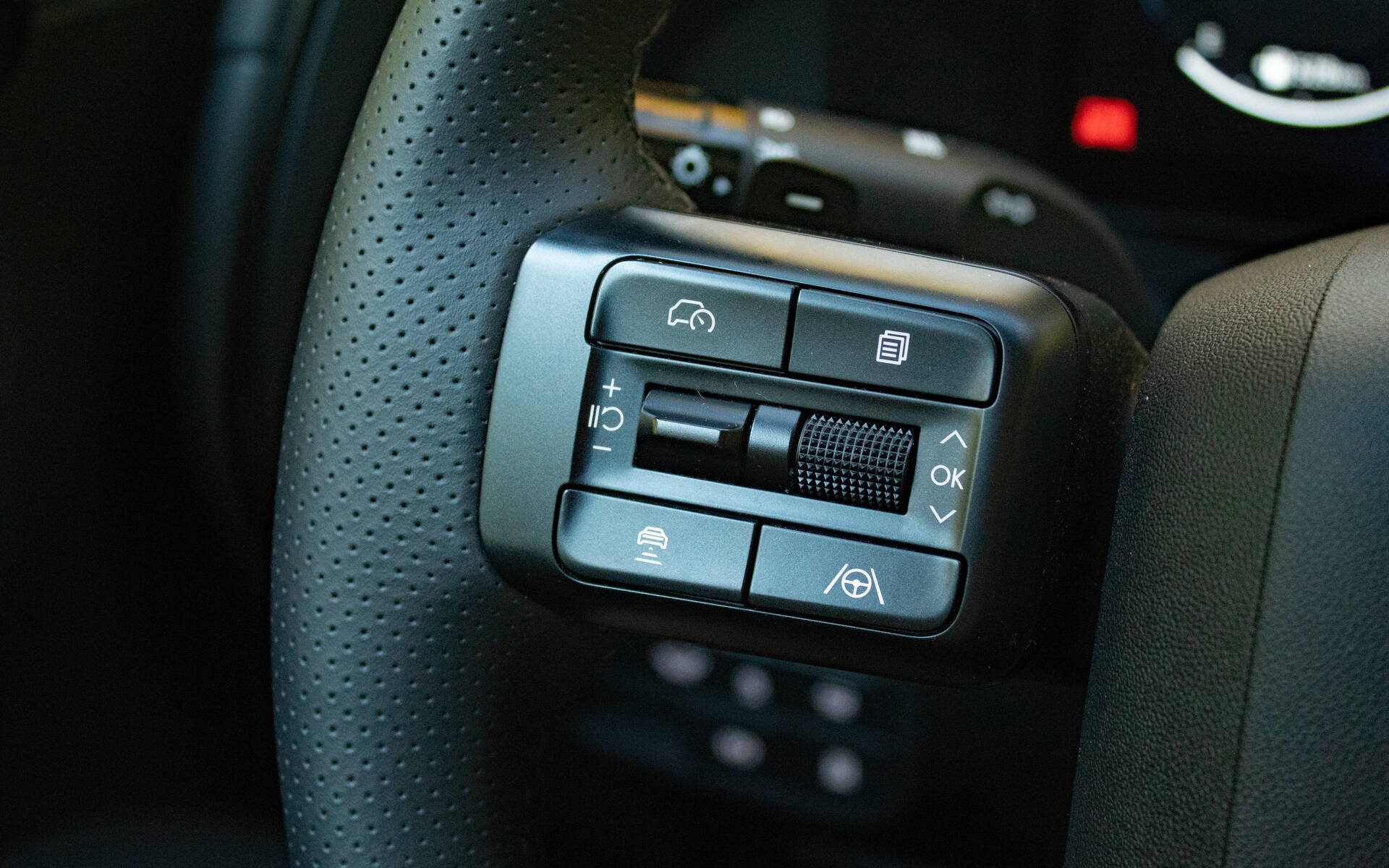 <p>Hyundai Palisade XRT Pro</p>