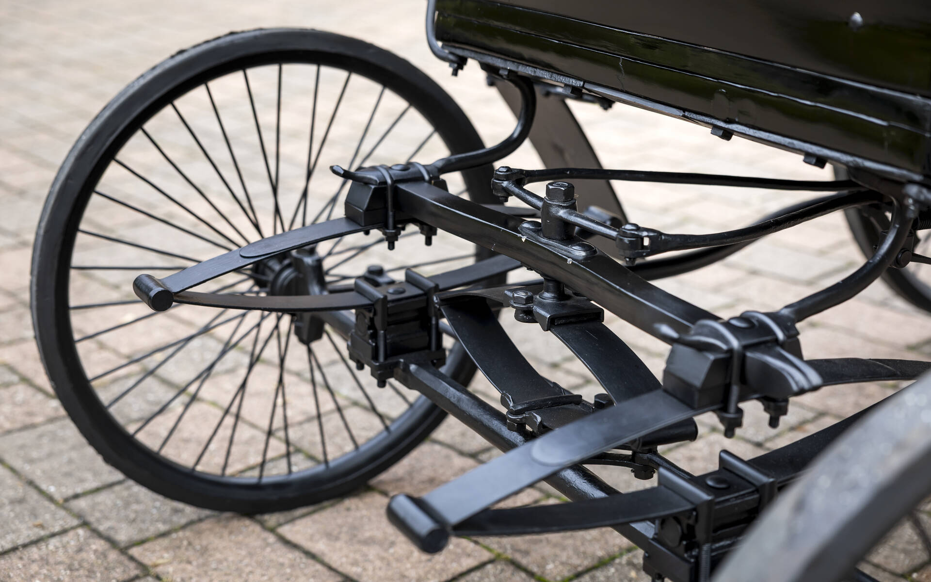 <p>Véhicule utilitaire Benz de 1899</p>