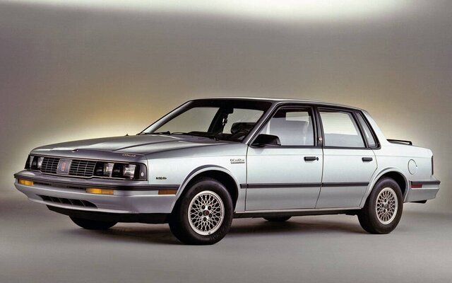 Photo: Oldsmobile