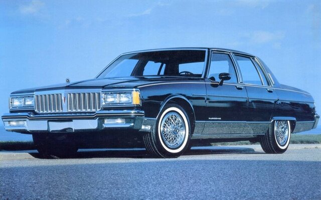 Photo: Pontiac