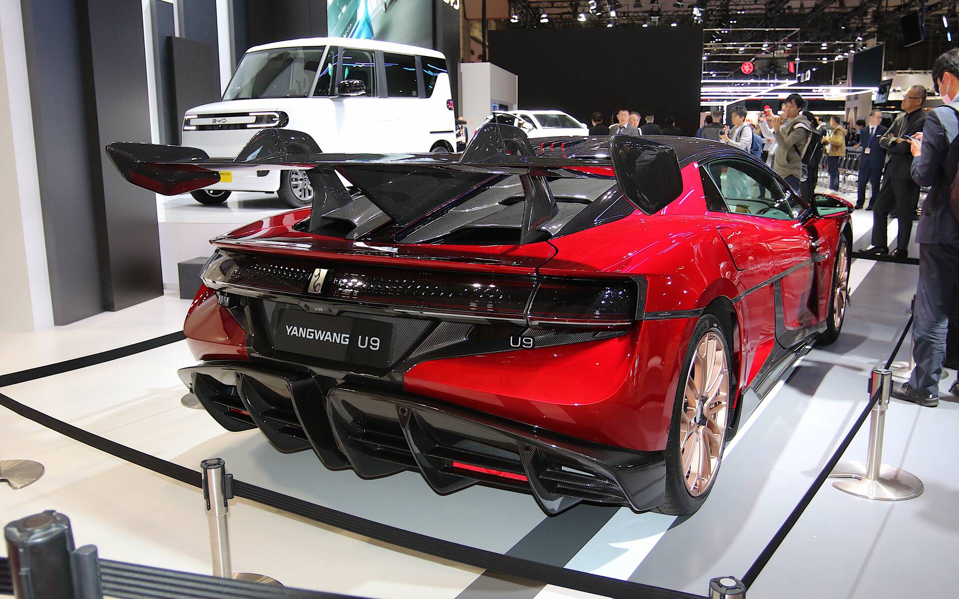 <p>Yangwang U9 electric supercar</p>