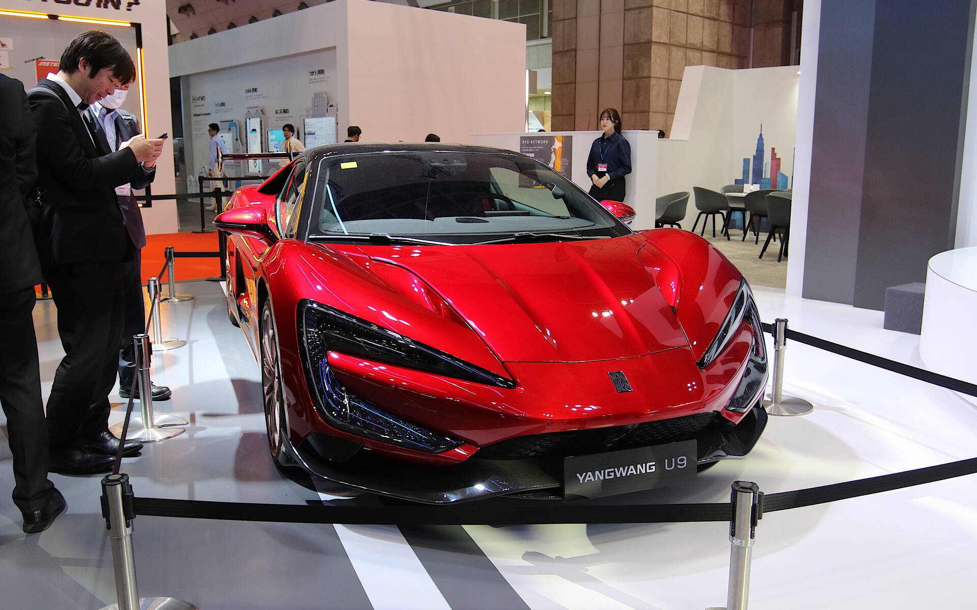 <p>Yangwang U9 electric supercar</p>