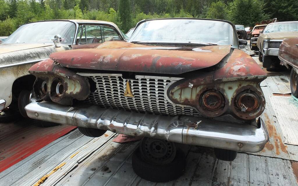 <p>Plymouth 1961</p>