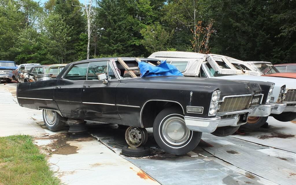 <p>Cadillac De Ville 1968</p>