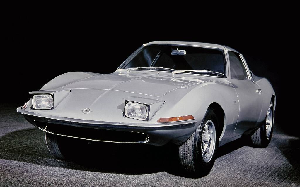 <p>Opel Experimental GT (1965)</p>