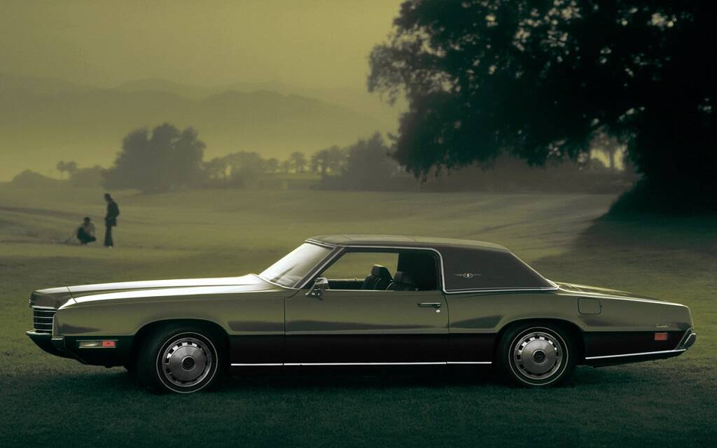 <p>Ford Thunderbird 1971</p>