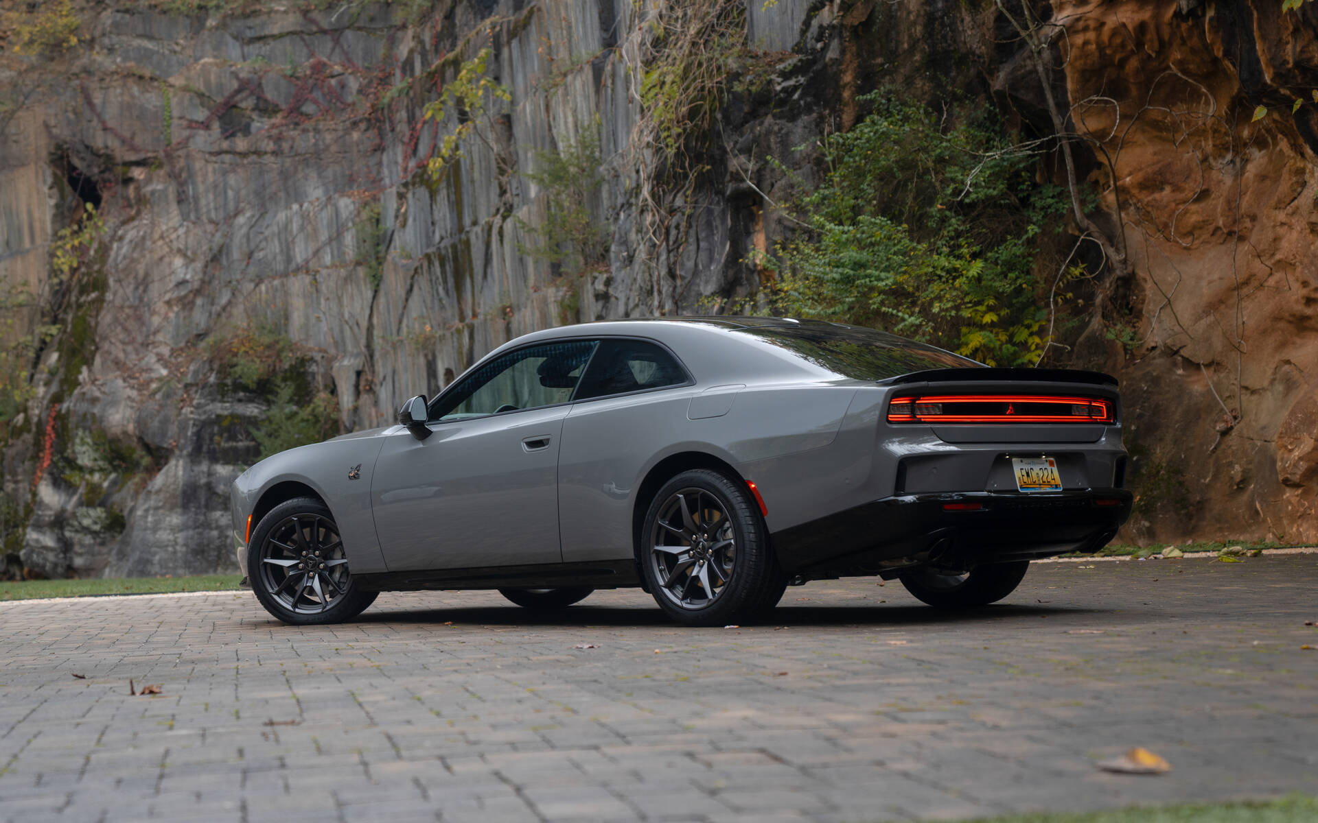 <p>Dodge Charger Six Pack Scat Pack 2026</p>