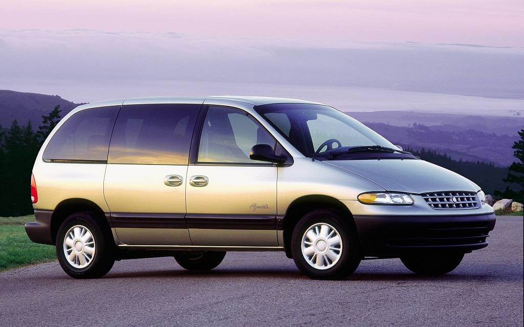 <p>Plymouth Voyager 1996 (génération NS)</p>