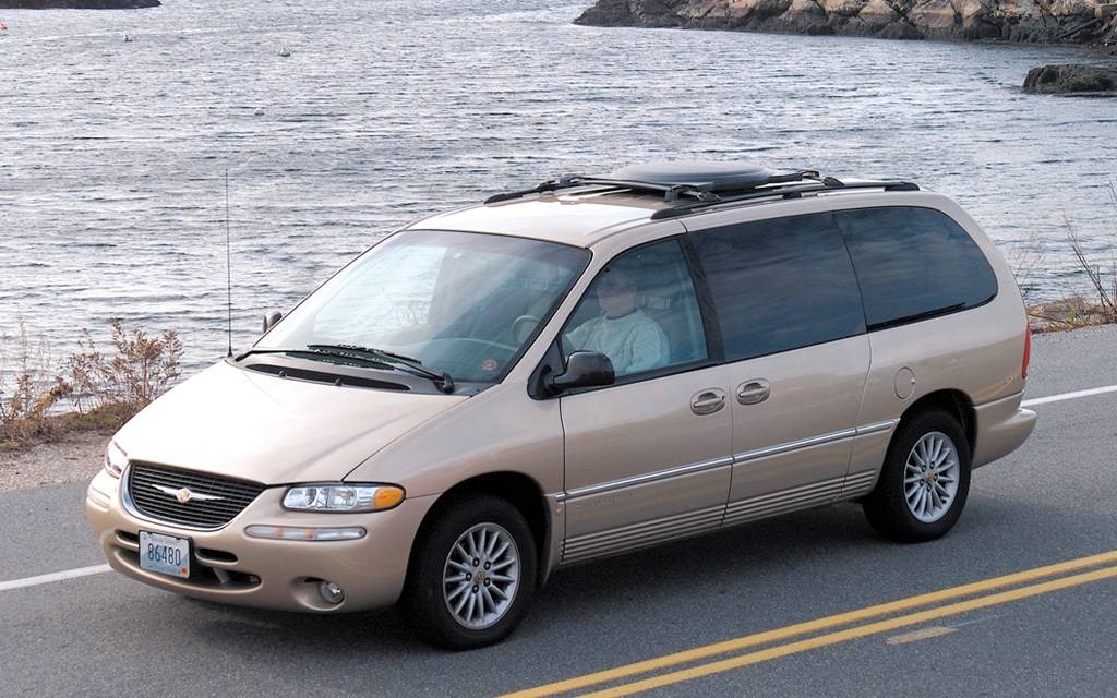 <p>Chrysler Town &amp; Country 1998</p>
