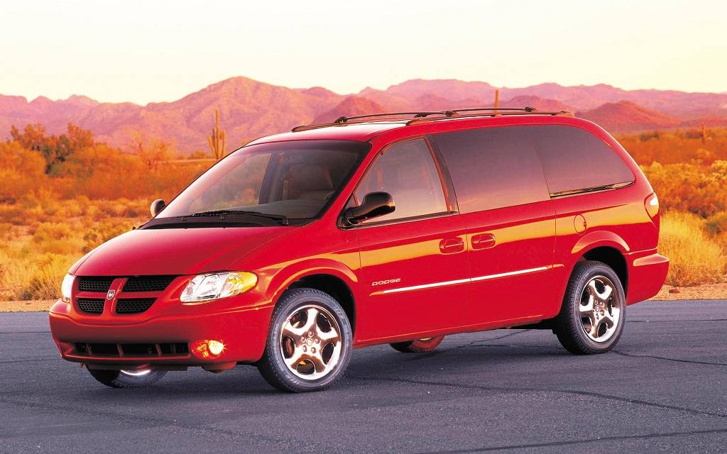 <p>Dodge Grand Caravan ES 2001 (génération RS)</p>