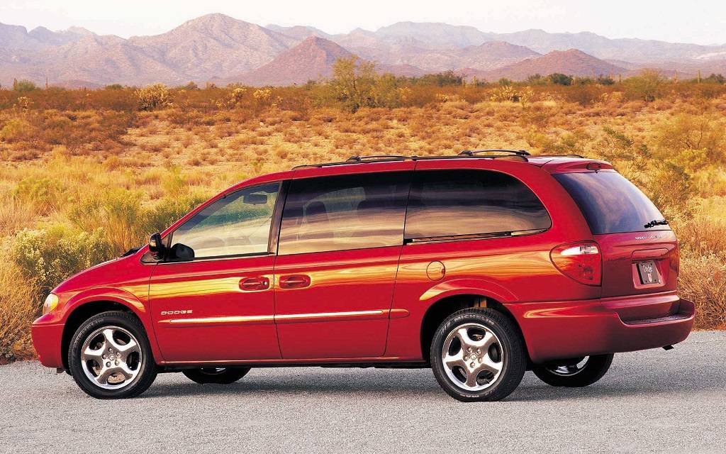 <p>Dodge Grand Caravan ES 2001</p>