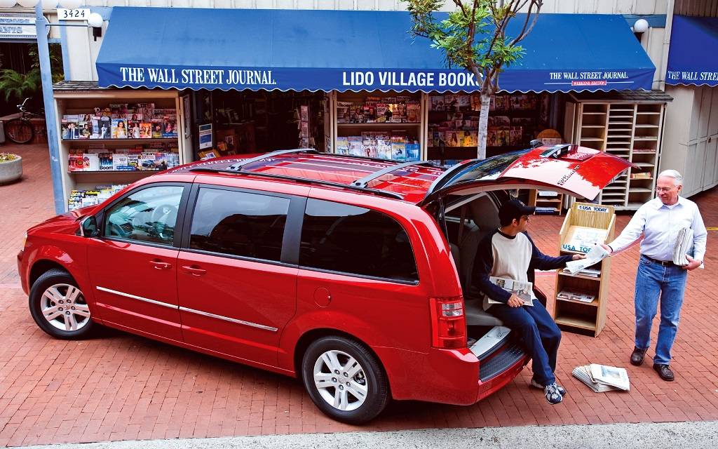 <p>Dodge Grand Caravan 2008</p>
