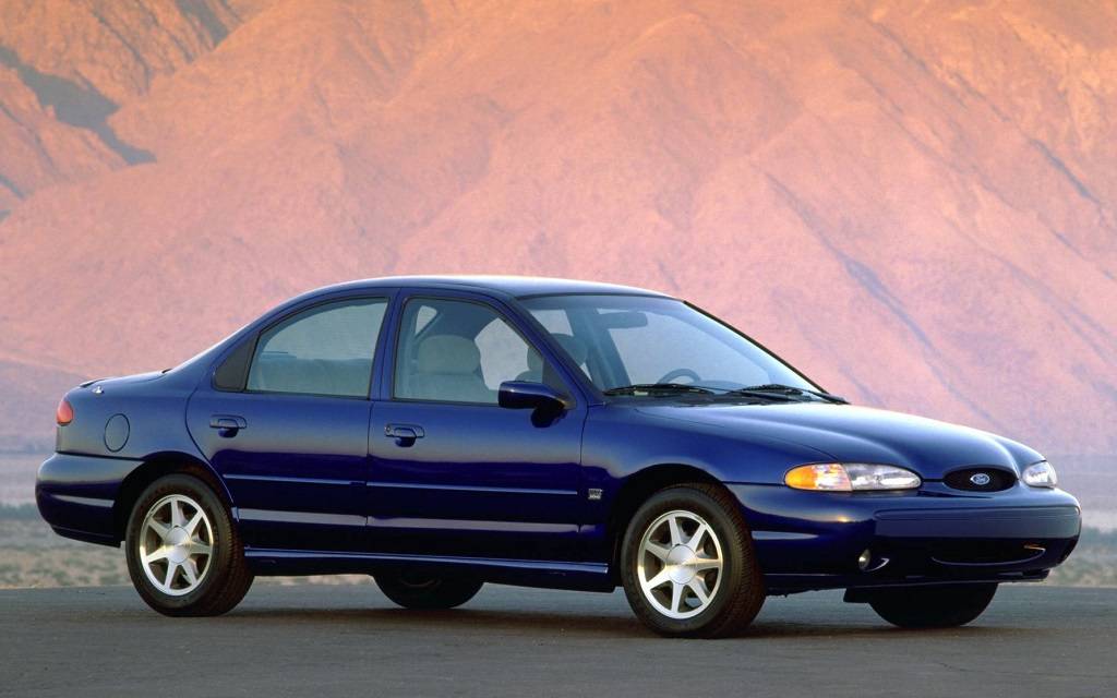 <p>Ford Contour</p>