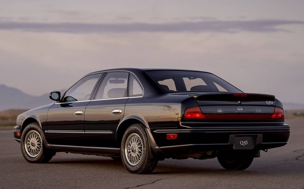<p>Infiniti Q45 1990-93</p>