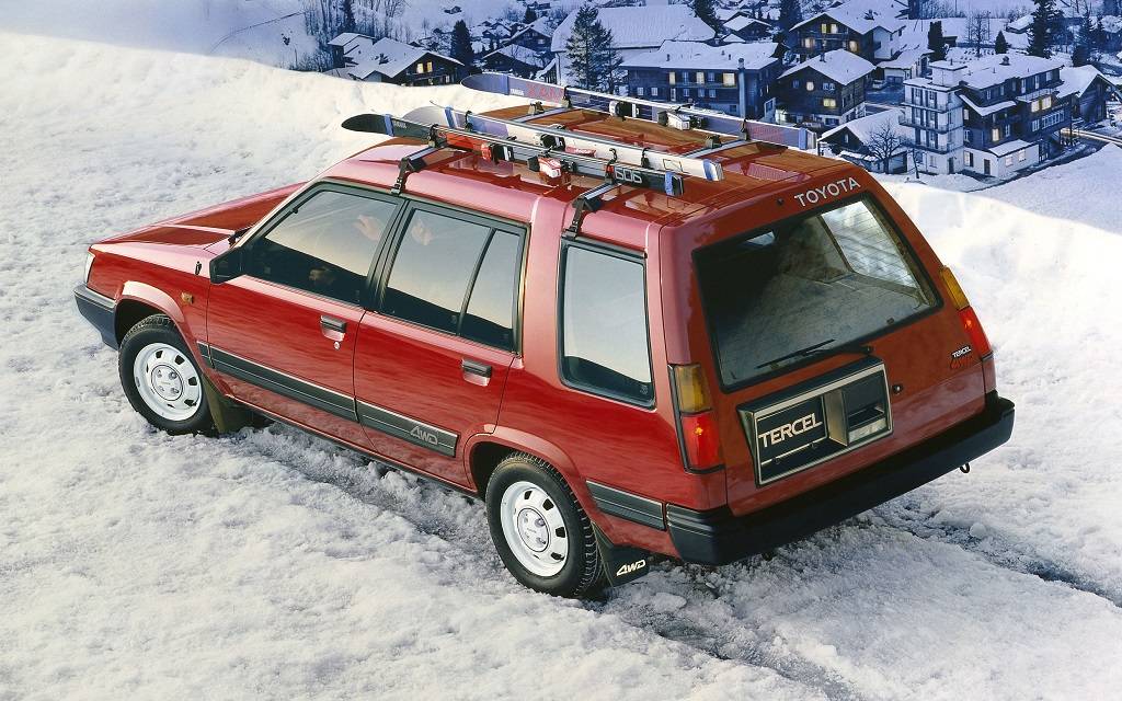 <p>Toyota Tercel 4 roues motrices 1987</p>