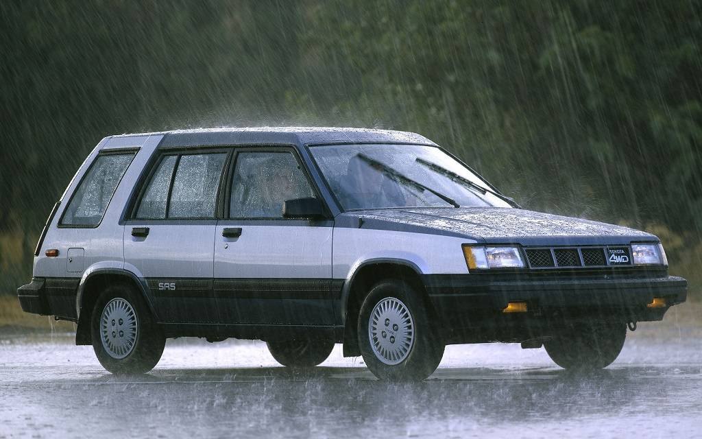 <p>Toyota Tercel 4 roues motrices 1988</p>