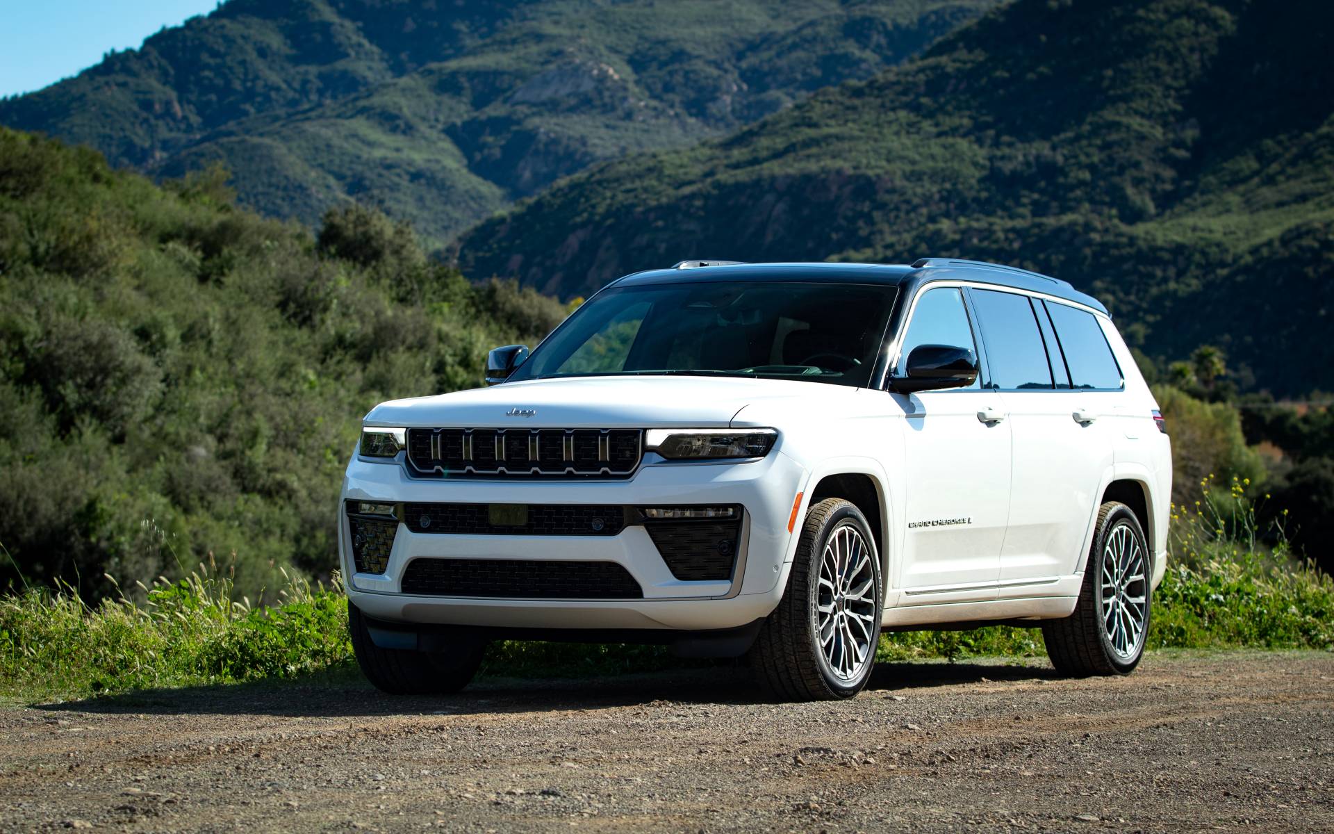 2027 Jeep Grand Cherokee For Sale Near East Syracuse