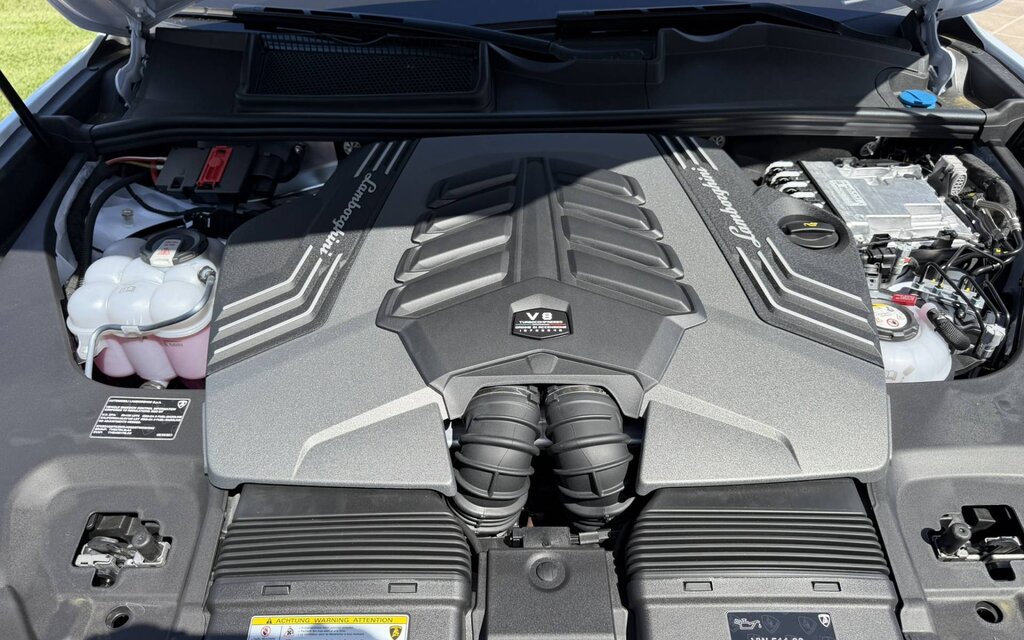 Lamborghini Urus SE 2026: multiple personalities