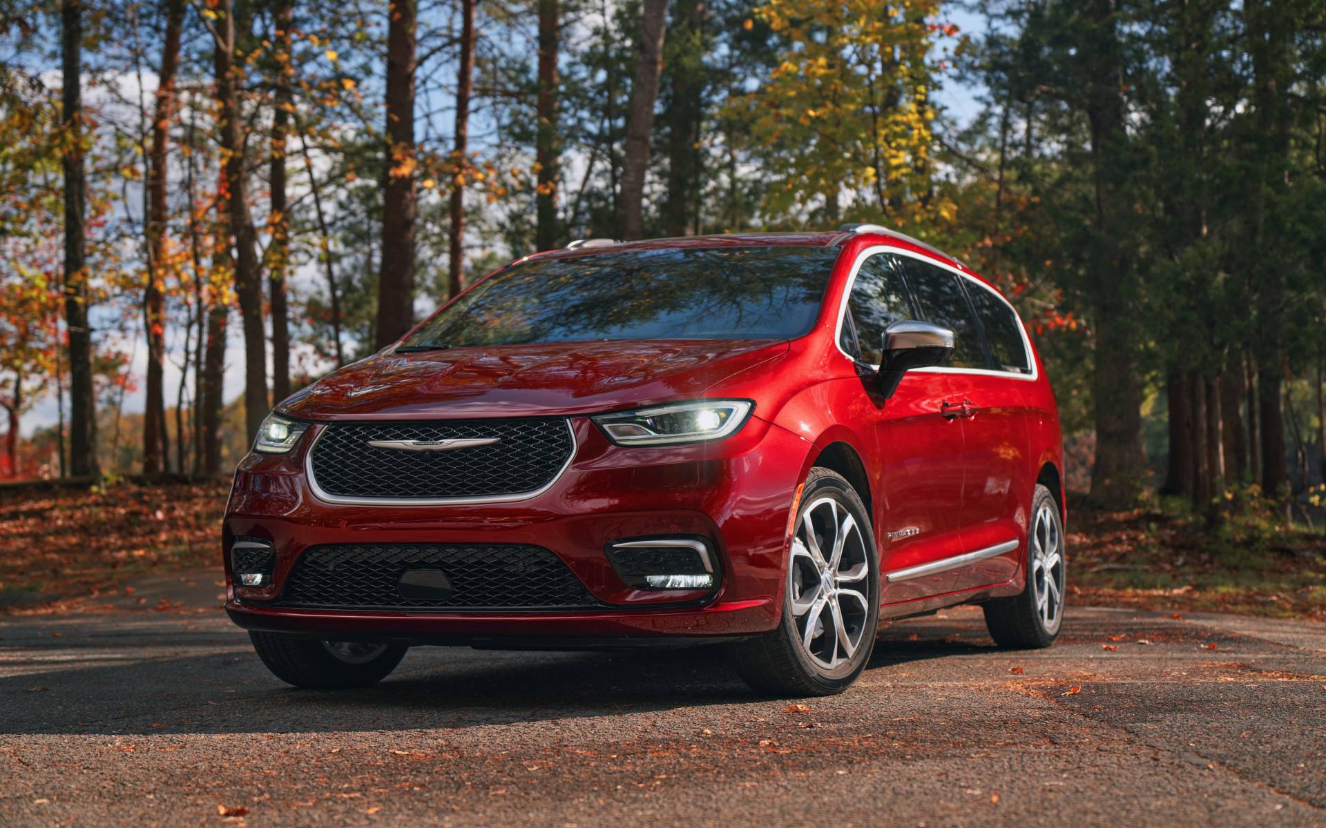 21 000 fourgonnettes Chrysler sont rappelées