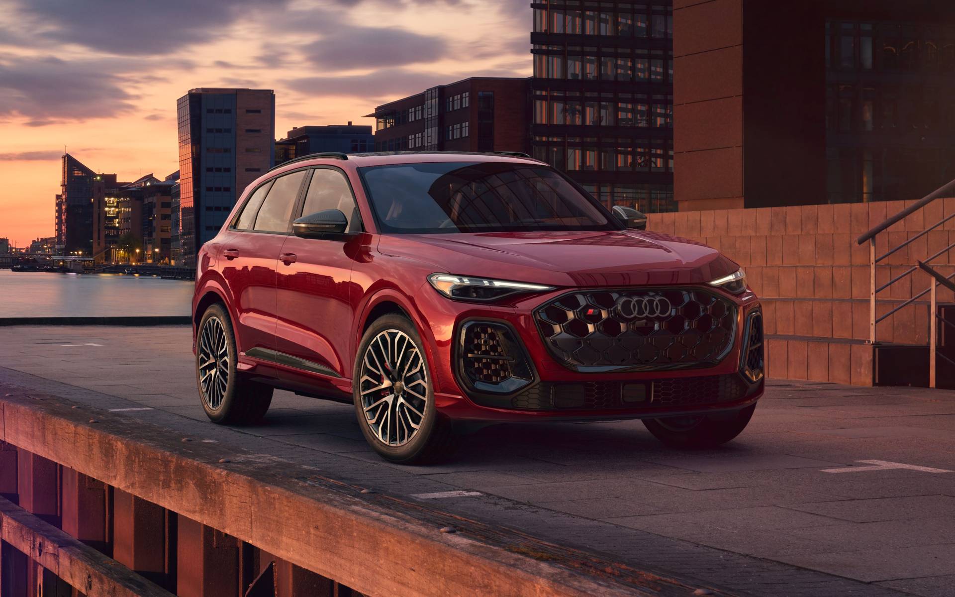 Audi Working on First-Ever RS Q5, Spy Shots Reveal - 1/5