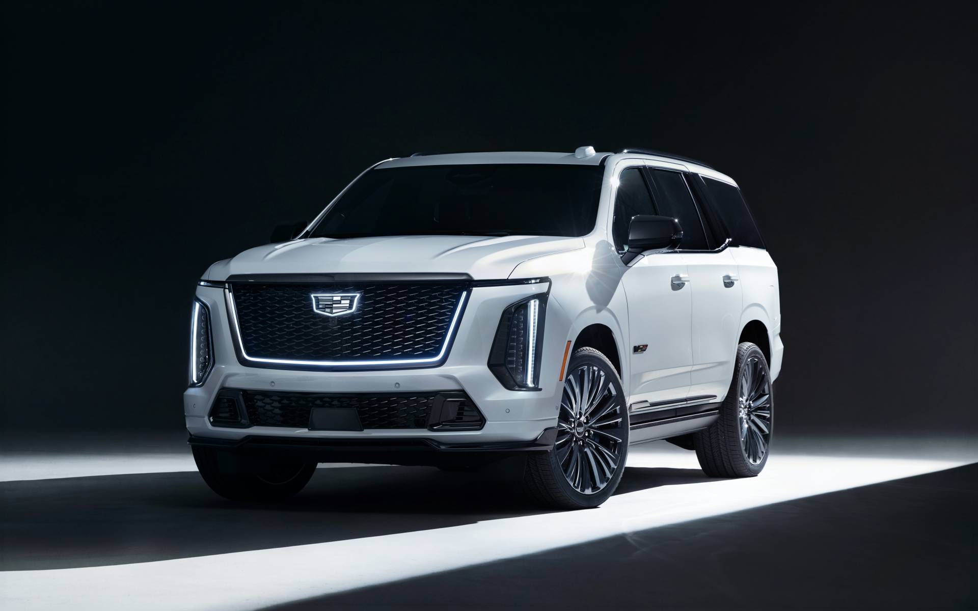 Cadillac lance un Escalade à 325 000 $ pour fêter ses 125 ans - Le ...