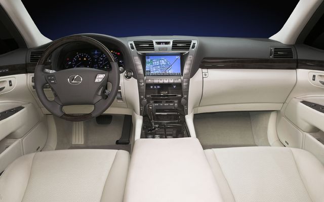 https://i.gaw.to/photos/0/2/4/024478_2009_Lexus_LS.jpg