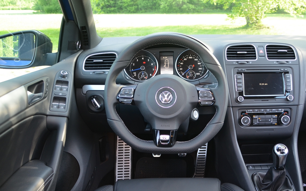 099836_Volkswagen_Golf_R_ce_que_toute_voiture_devrait_etre