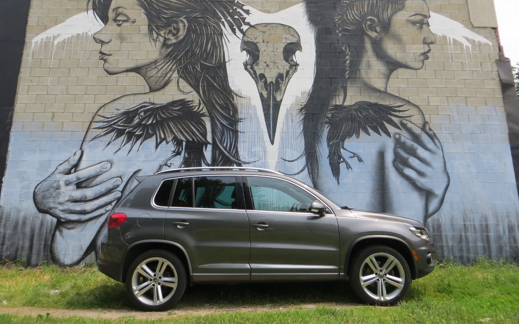 130998_2013_Volkswagen_Tiguan