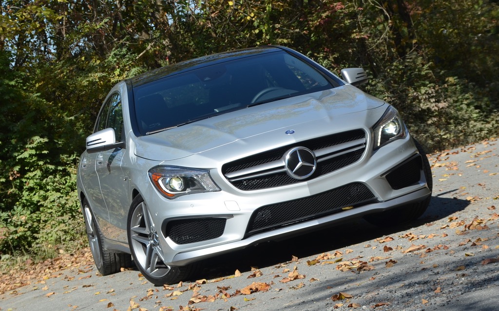 138855_2014_Mercedes Benz_CLA_Class