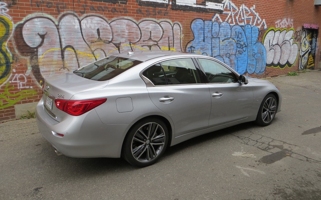 2014 Infiniti Q50 Sport: The Next Stage - 2/13