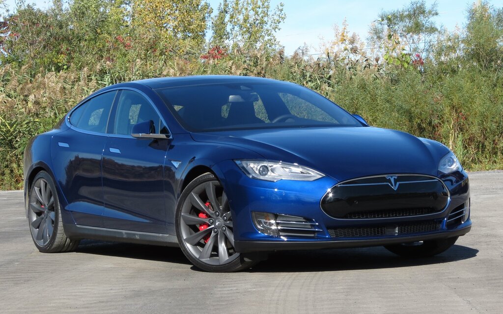 Pre Owned Tesla >> Exclusive: Tesla Model S P90D: A High-Speed 5- or 7-Seat ... Pre Owned Tesla >> Exclusive: Tesla Model S P90D: A High-Speed 5- or 7-Seat ...