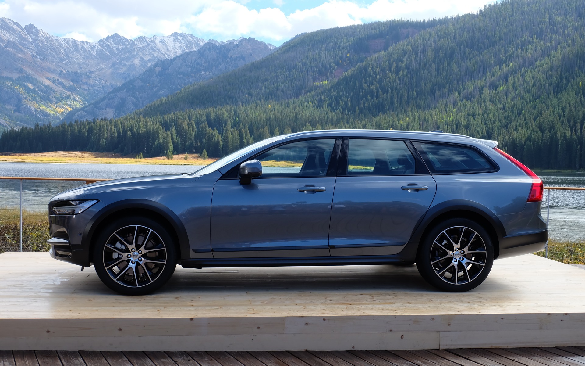 265659_Volvo_V90.jpg